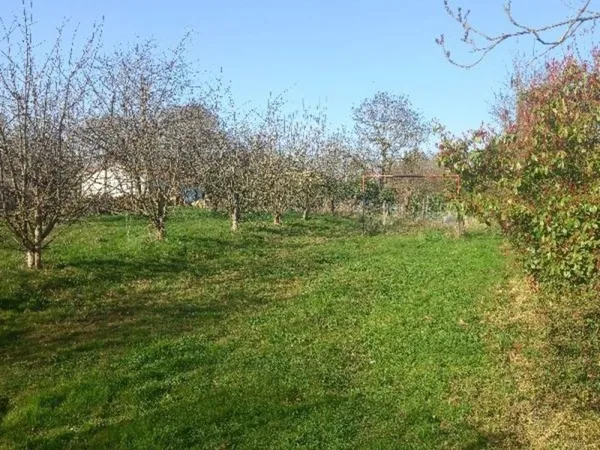 Terrain constructible 1100 m2