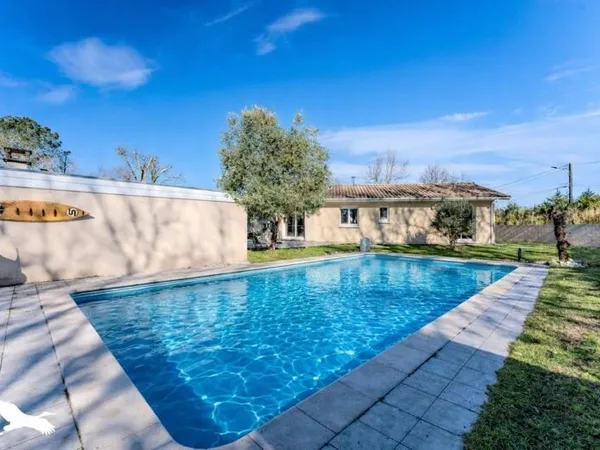 Contemporaine de 4 pièces principales