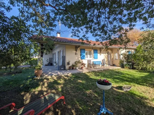 ONDRES proche bourg, MAISON T4 avec garage et jardin - VIAGE