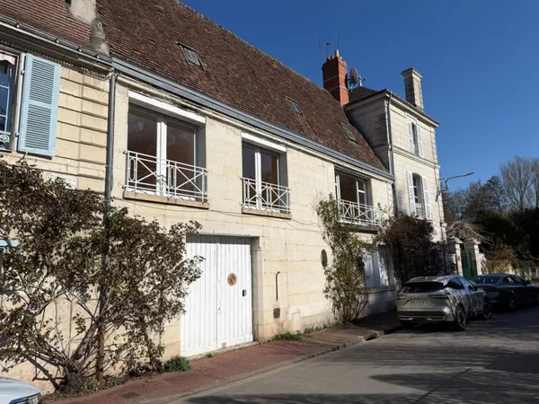 Maison avec vue exceptionnelle en centre Loches