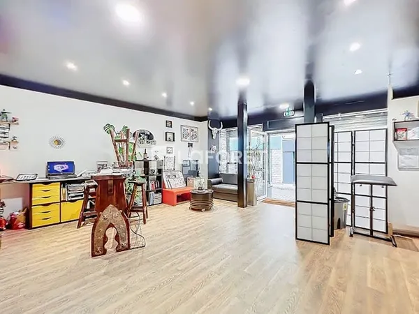Immeuble 324 m²