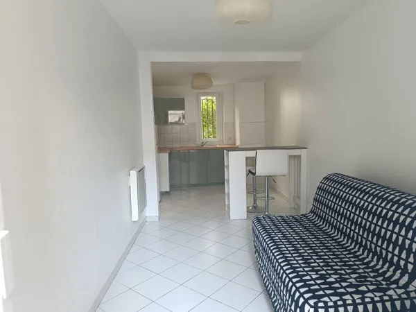 Charmant studio meublé à Nogent sur Marne 24m²