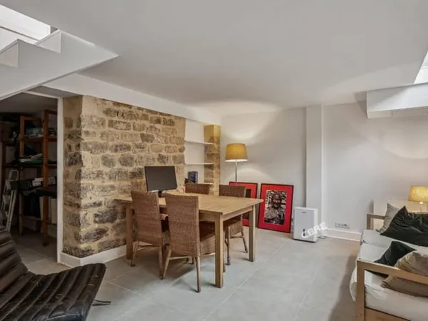 Bureaux 66 m²