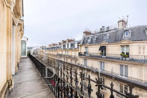 Appartement 5 pièces 151 m²