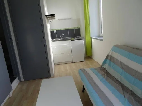 Appartement 1 pièce 13 m²