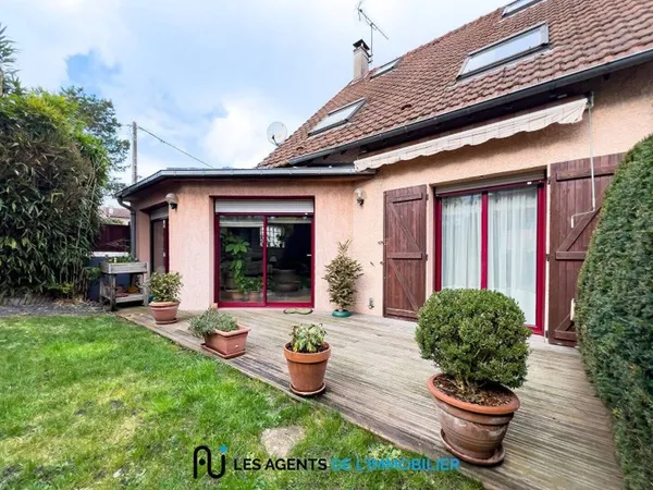 Maison 6 pièces 105 m²