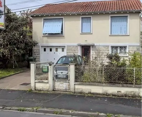 Maison avec petit jardin