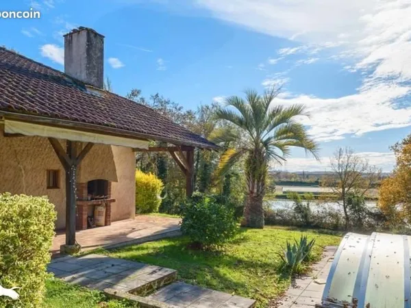 Maison 6 pièces 264 m²