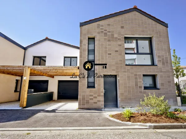 MAISON T4 PESSAC AVEC JARDIN TERRASSE ET GARAGE