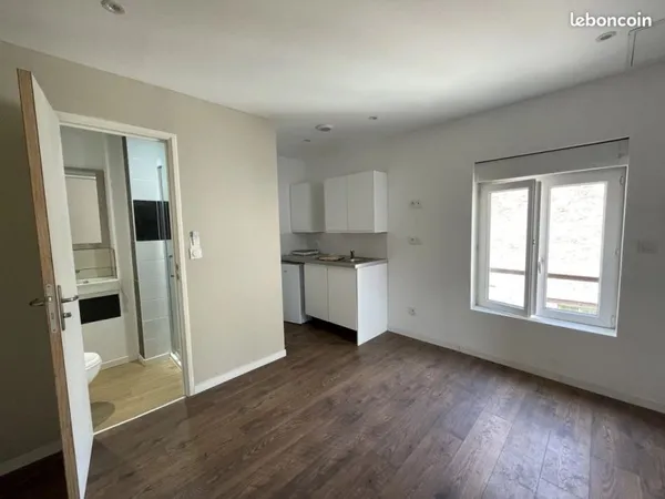 Studio 1 pièce 17 m²
