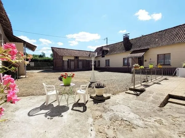 Maison 15 pièces 376 m²