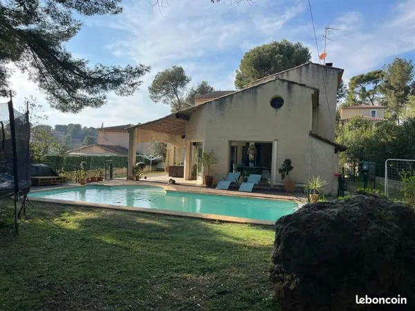 Coup de coeur - Maison 5 ch - Piscine au sel - Calme absolu - Vue dégagée