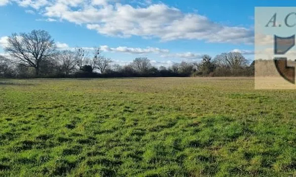 Terrain 15740 m²