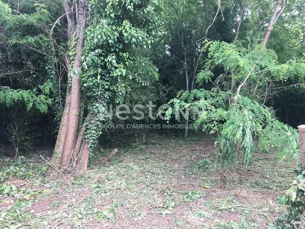 À vendre : PESSAC, secteur Alouette. Terrain à bâtir de 409 m², idéalement situé pour réaliser votre