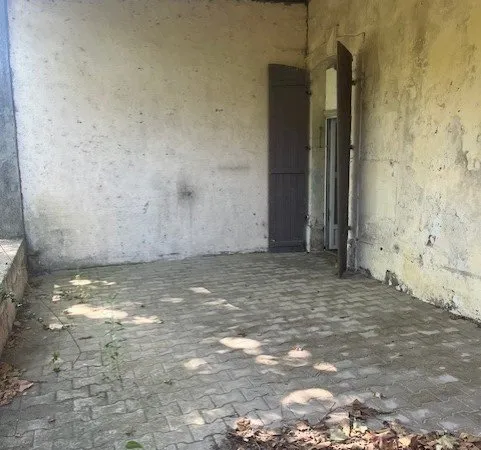 À vendre : Appartement T3 à rénover avec terrasse