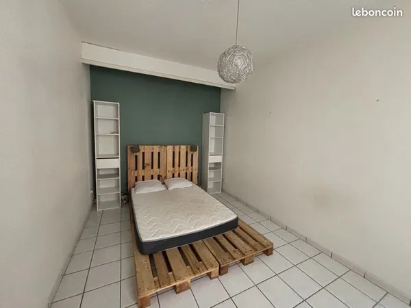 Studio meublé avec terrasse hypercentre