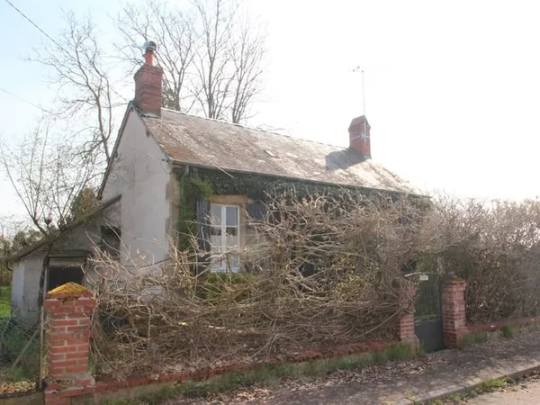 A CHAMPVERT, charmante petite maison de campagne