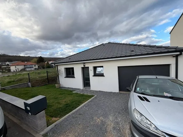 Maison 1 pièce 105 m²