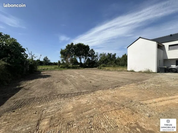 Terrain 620 m² Ambon