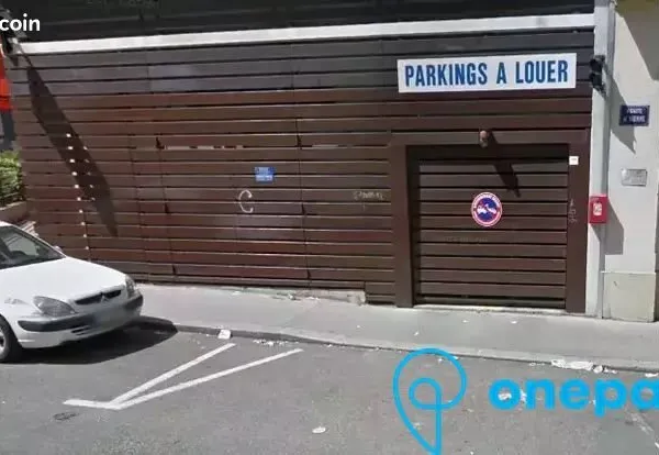 Parking/box 12 m² LYON 07