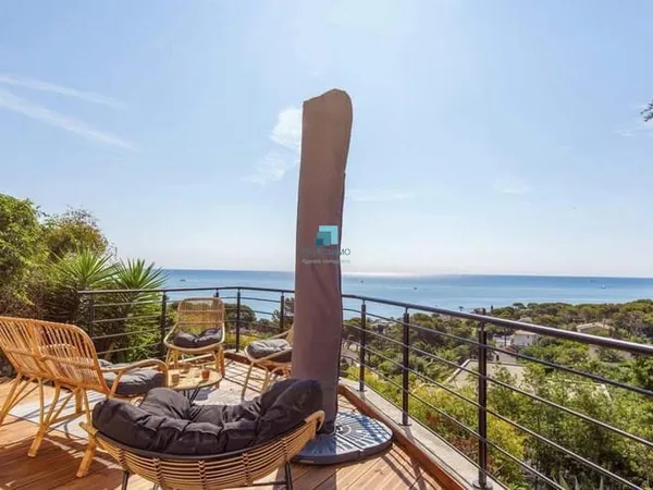 T2 vue mer avec jardin aux Issambres
