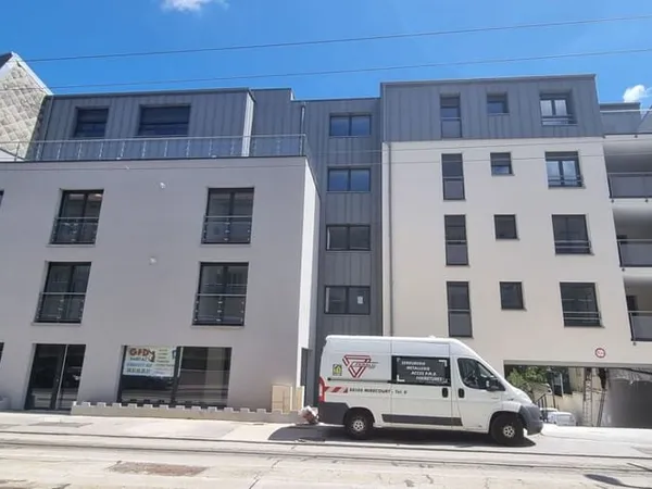 Studio 1 pièce 28 m²