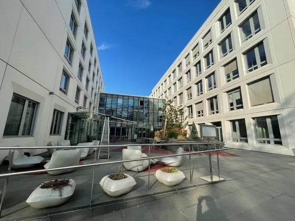 Bureaux 861 m²