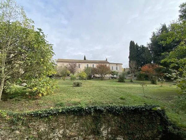 Maison Proche Villepinte 9 pièce(s) 298.94 m2