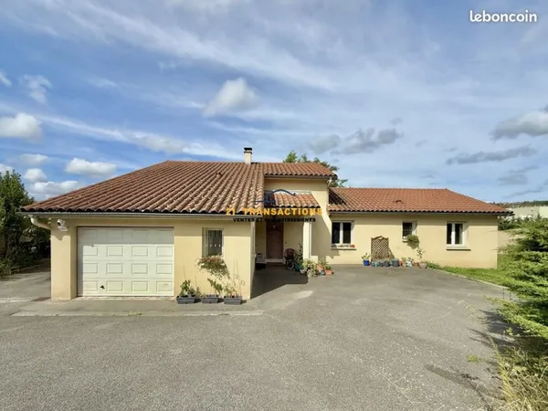 Maison 5 pièces 151 m²