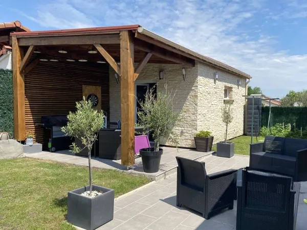 Vends maison lumineuse avec annexe et jardin sans vis-à-vis - 134m²