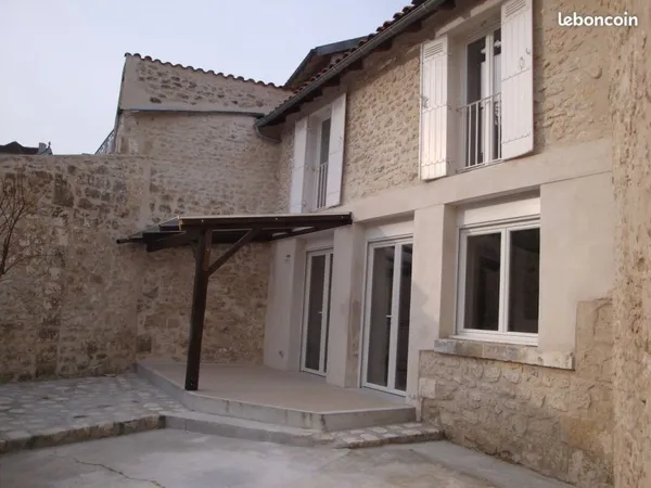 A louer Château L'Evêque