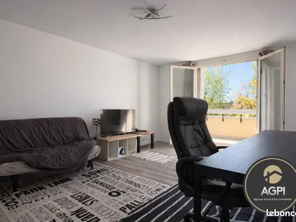 Studio 1 pièce 32 m²