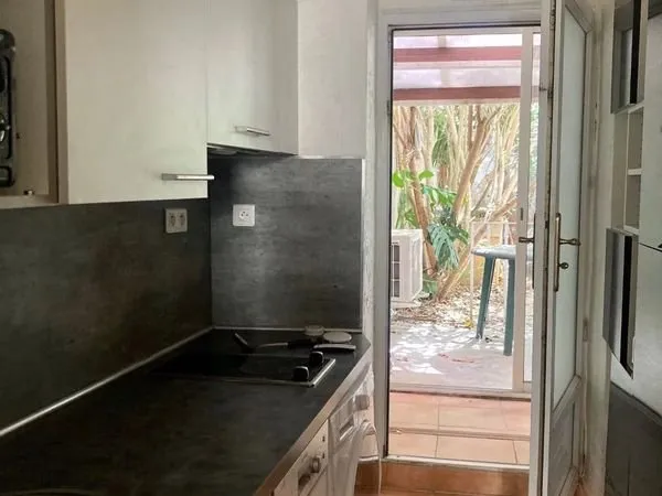 Studio 1 pièce 25 m²