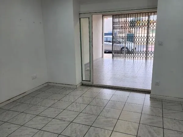 Local 50m2 a la plage