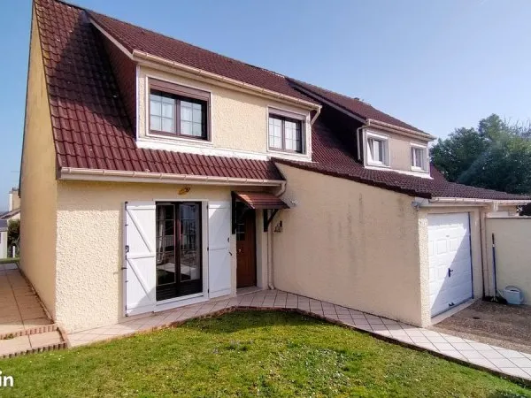 Maison 5 pièces + jardin - MAGNANVILLE