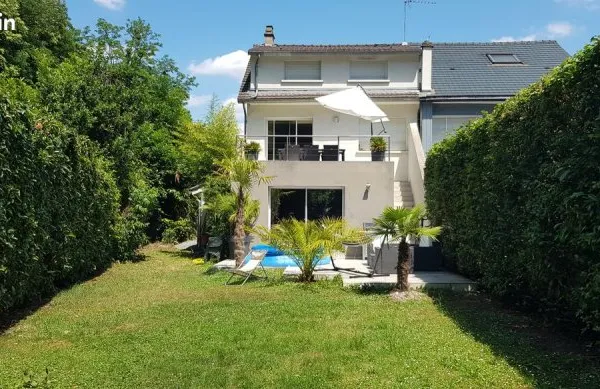 Maison familiale 156m² avec grand jardin 527m² - Bords de Marne - Joinville-le-Pont- 739K