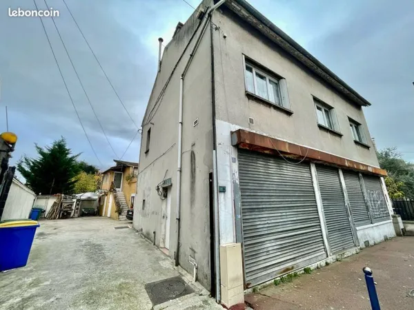 Immeuble 246 m²