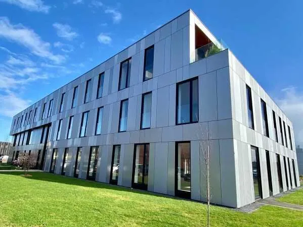 Bureaux neufs et lumineux - Zone Arteparc