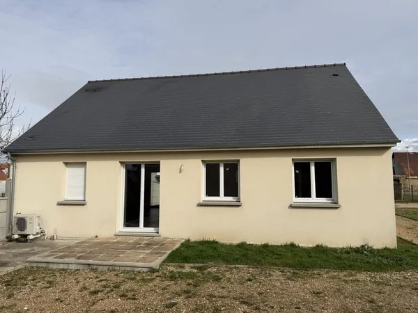 Maison de 91m2 avec 3 chambres en vente 199900 EUR à Bonneval