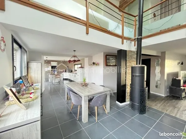 Maison 6 pièces 172 m²