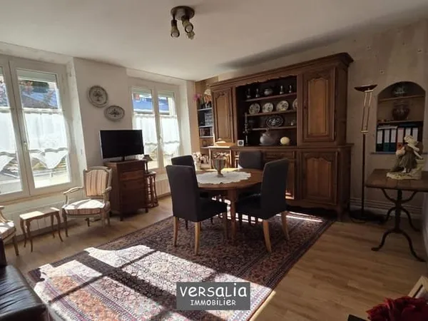 3 pièces 73 m² St Louis