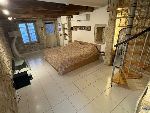 Location maison avec extérieur
