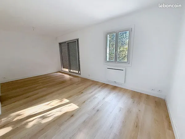 Studio 1 pièce 26 m²