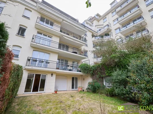 APPARTEMENT - SQUARE COLBERT