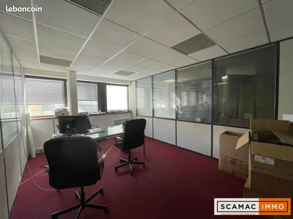 Bureaux 208 m²
