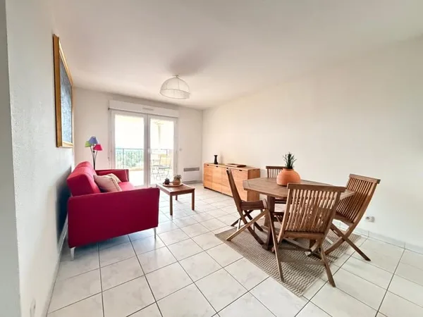 EXCLUSIVITE - APPARTEMENT - A VENDRE - T3 - TERRASSE- VUE PANORAMIQUE - STATIONNEMENT