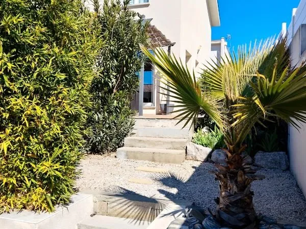 Maison 86 m² - 3 chambres - Exposition sud - Prête à vivre