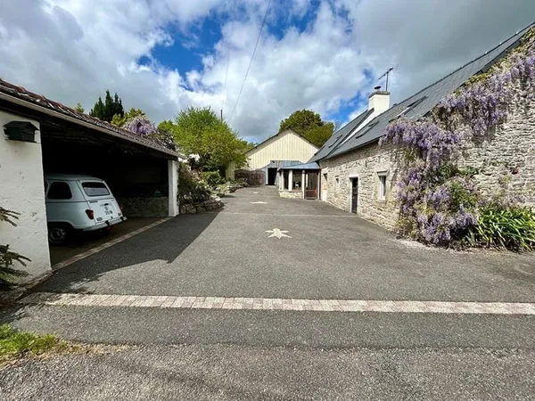 RIVE 8 IMMOBILIER ENSEMBLE DE CHARME Langolen