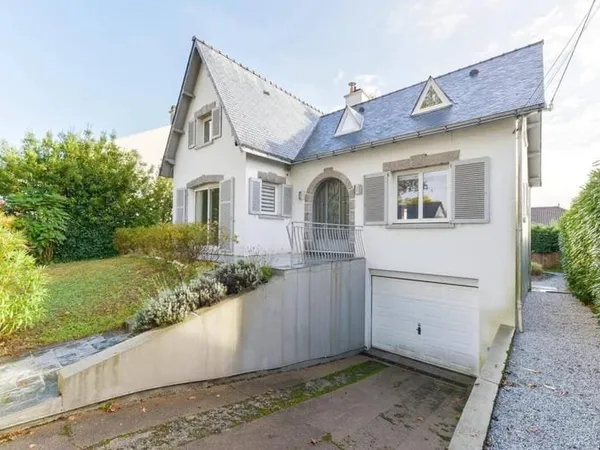 Maison 8 pièces 178 m²