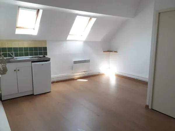 Studio 1 pièce 17 m²